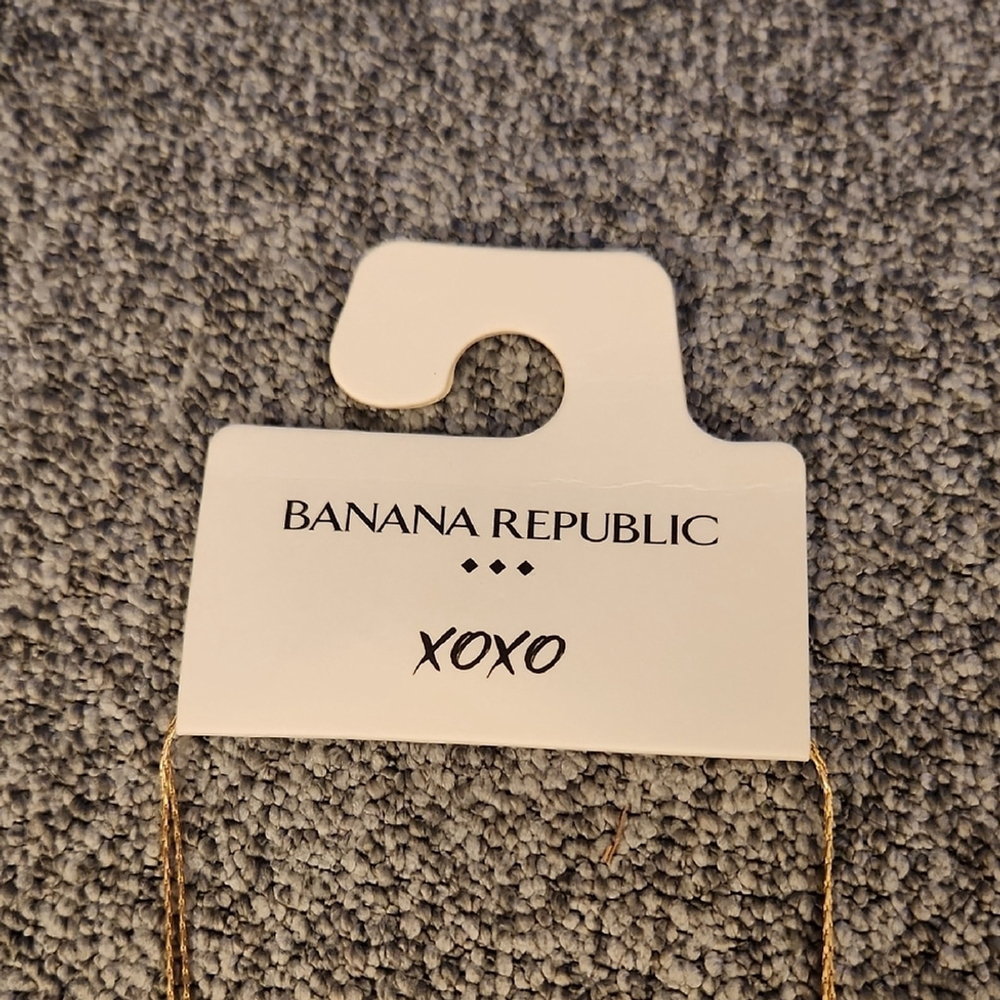 Banana Republic Elegant Bohemian Gold and Pink Necklace 32 Inchez - Picture 6 of 9